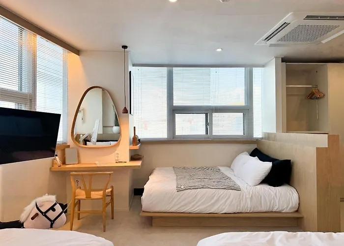 Dongdaemun Soon Premium View 2 Bathrooms 3 Beds * Seoul
