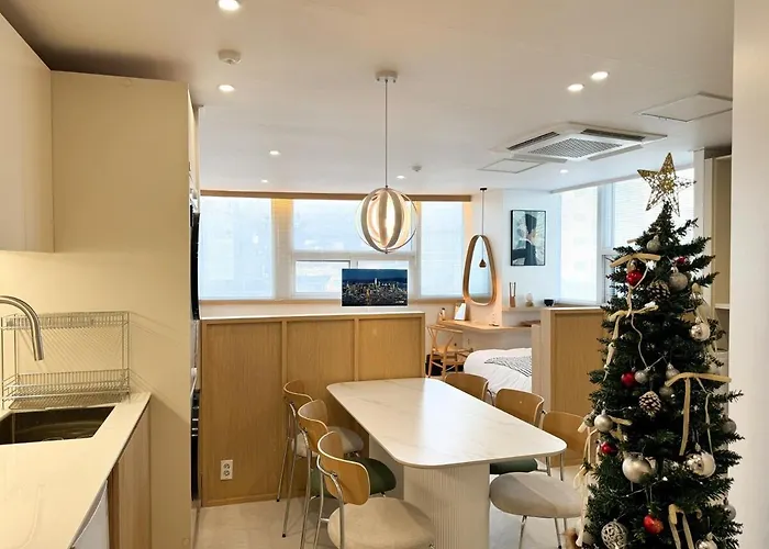 Dongdaemun Soon Premium View 2 Bathrooms 3 Beds Seoul